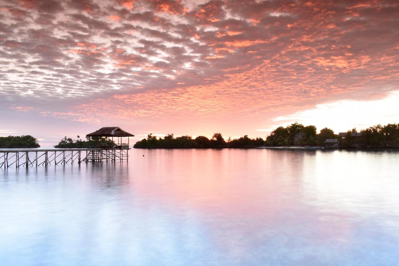 Araya Dive Resort Togean Bomba Extérieur photo